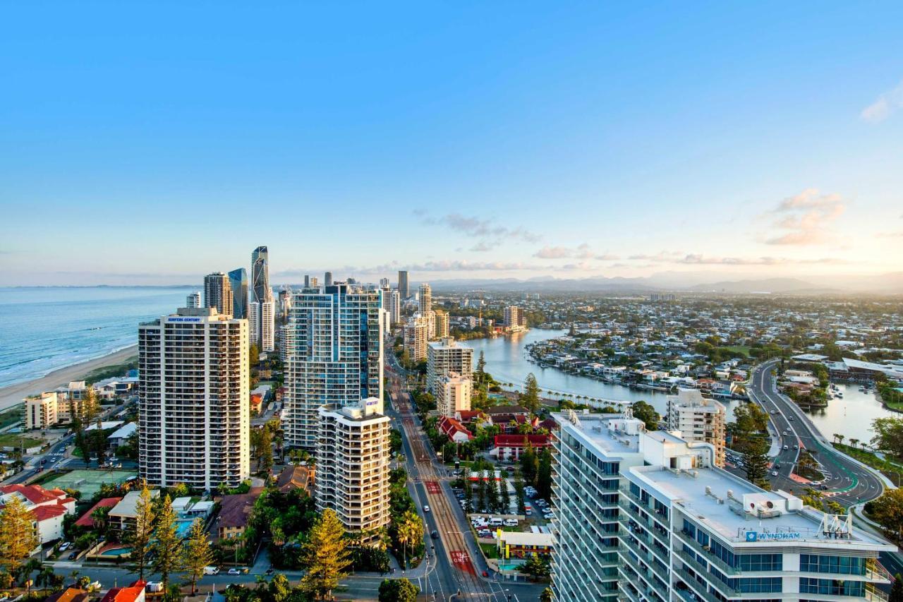 Q Tower In Surfers Paradise - From Level 3 - Self Contained & Privately Managed - Wow