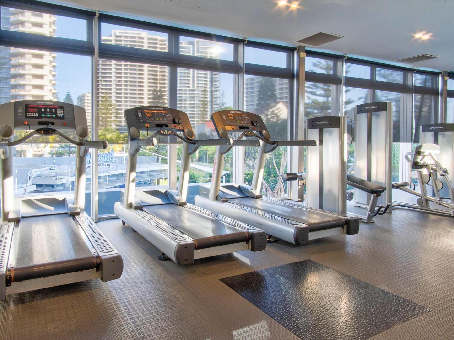 Q Tower In Surfers Paradise - From Level 3 - Self Contained & Privately Managed - Wow Apartment