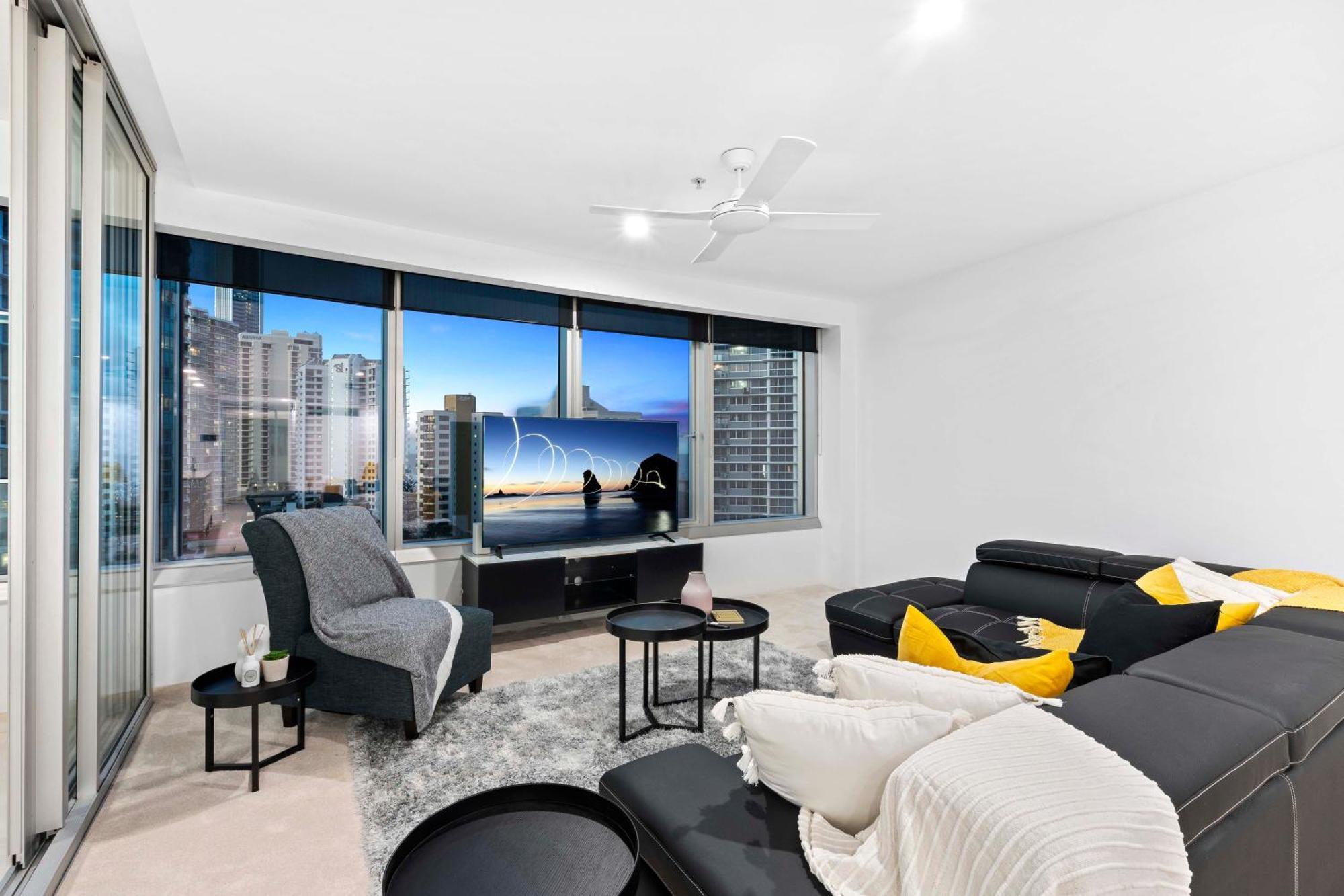 Q Tower In Surfers Paradise - From Level 3 - Self Contained & Privately Managed - Wow * Gold Coast