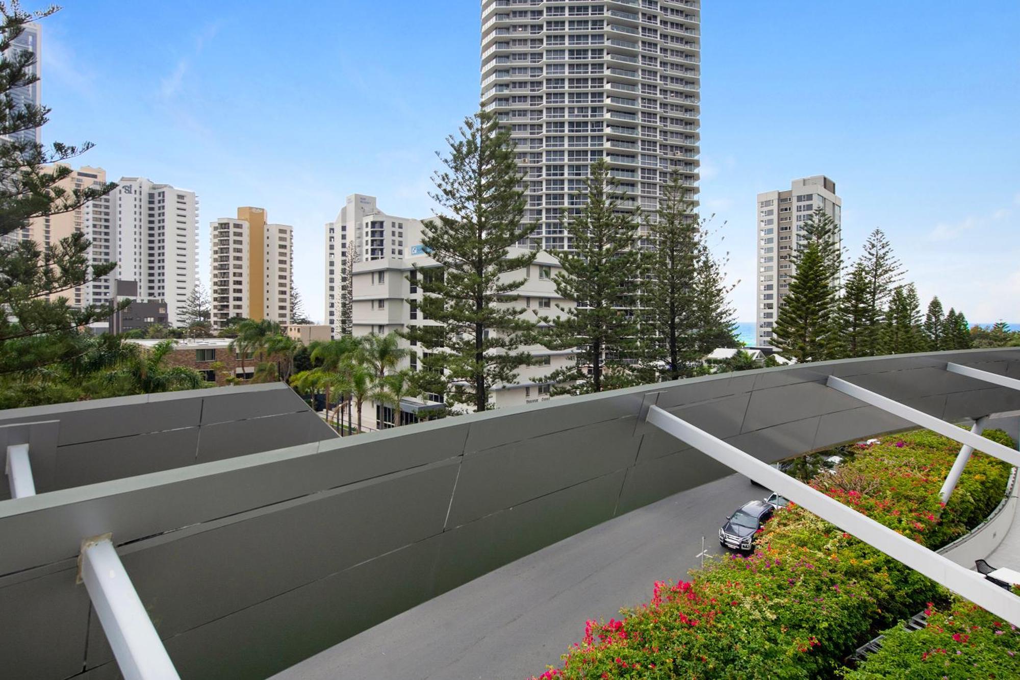 Apartment Q Tower In Surfers Paradise - From Level 3 - Self Contained & Privately Managed - Wow Gold Coast