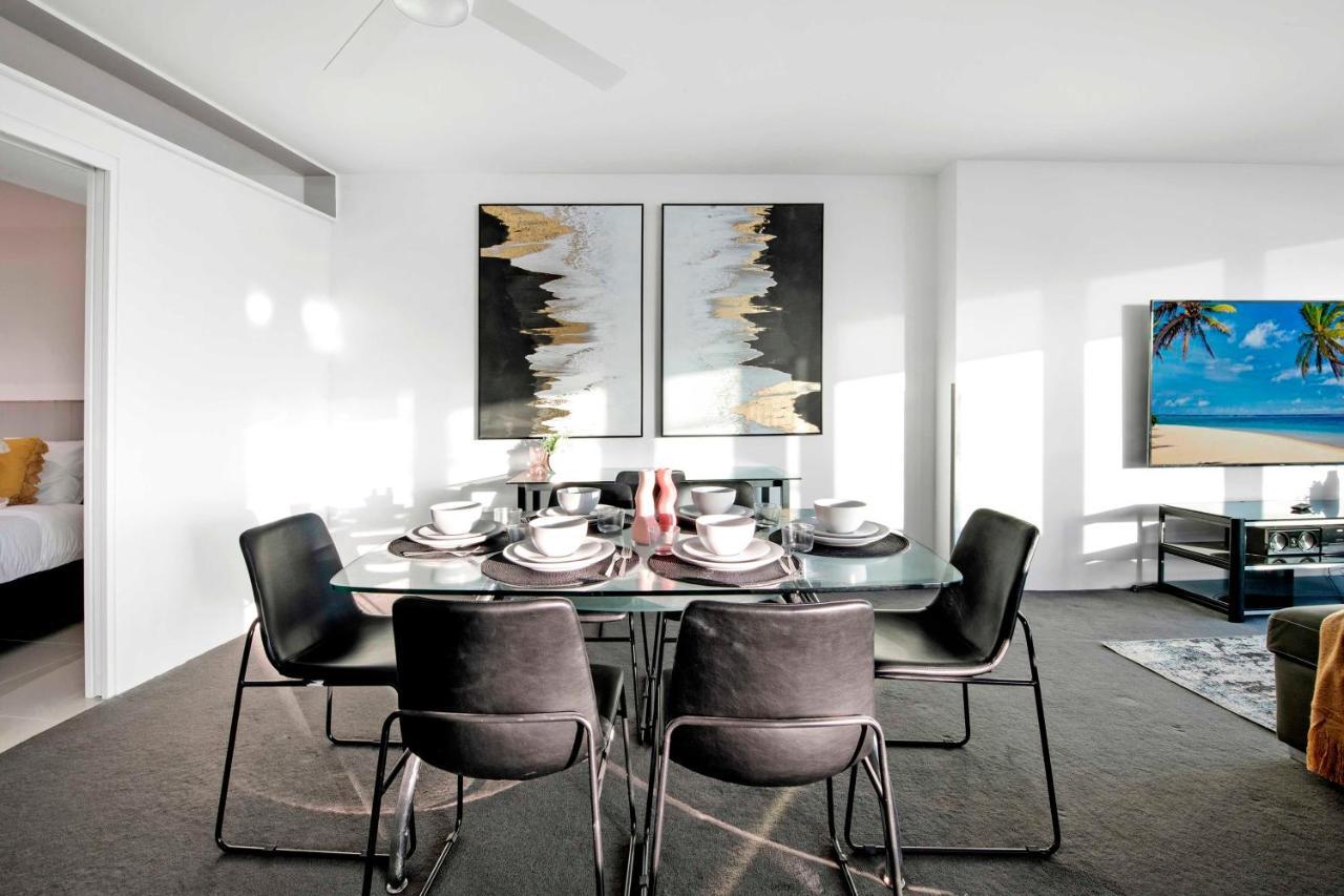 Apartment Q Tower In Surfers Paradise - From Level 3 - Self Contained & Privately Managed - Wow Gold Coast
